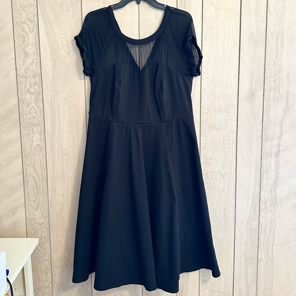 Torrid Midi Mesh Swing Dress in Black - Picture 4 of 9